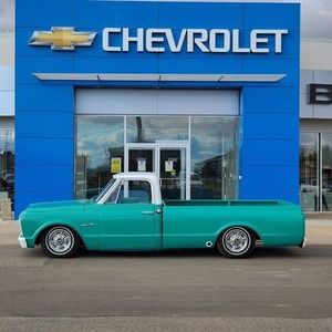 Meet your Posher, Johnny